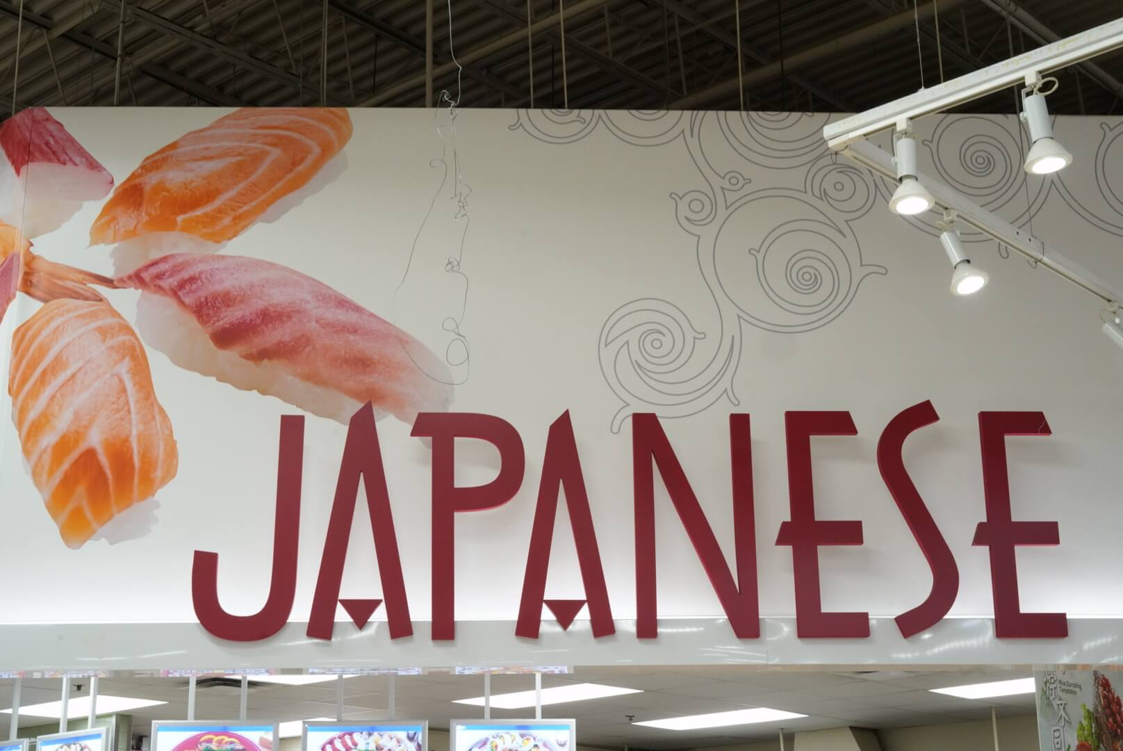 カナダのアジア系スーパー「T&T」のお惣菜コーナー